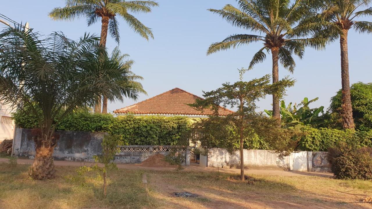 Casa Cacheu II Apartamento Bissau Exterior foto